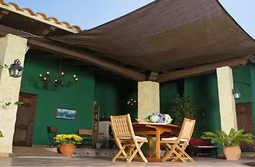 O que devo prestar atenção ao escolher uma rede de proteção solar